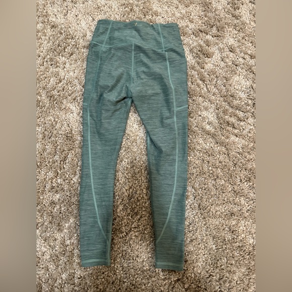 Victoria secret active leggings - Picture 2 of 3